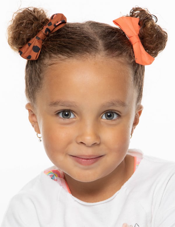 Kindermodel met bruin haar eloise