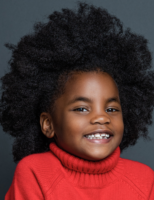 Kindermodel met bruin haar genevieve