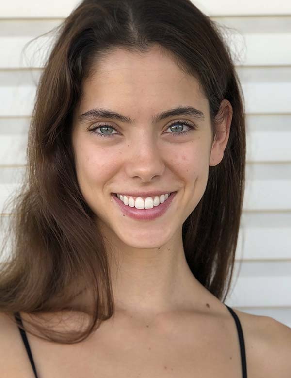 Model Vrouwelijk model myrthe met bruin haar
