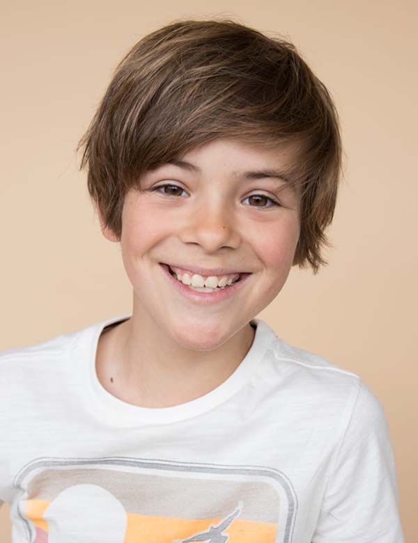 Model Kindermodel met bruin haar roan
