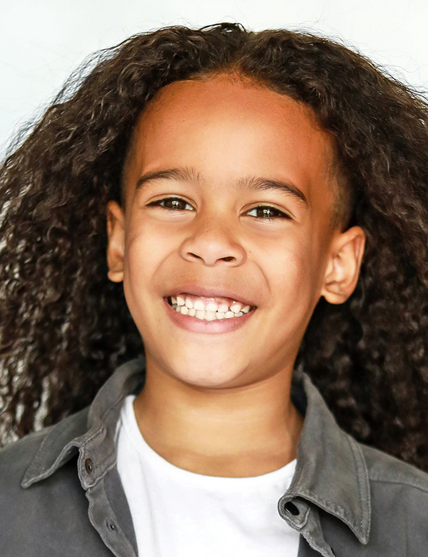 Kindermodel met bruin haar savere