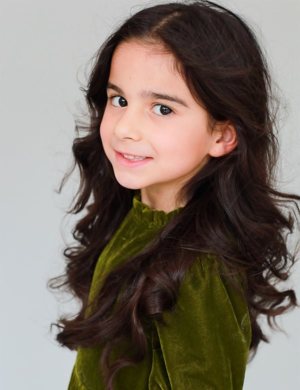 Kindermodel met bruin haar Rana