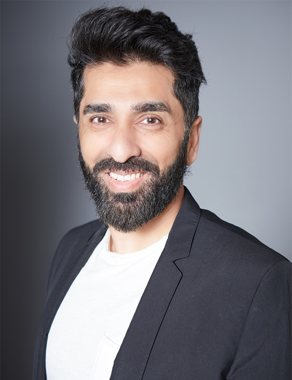 Mannelijk model met bruin haar Oman