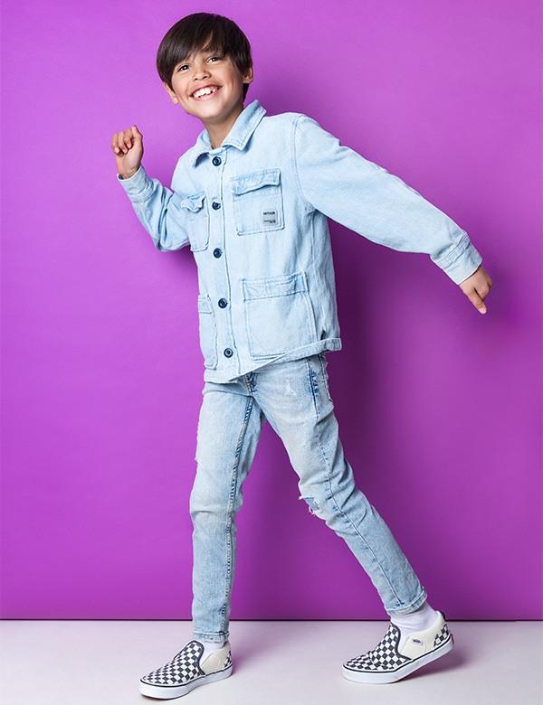 Kindermodel met bruin haar Jairo
