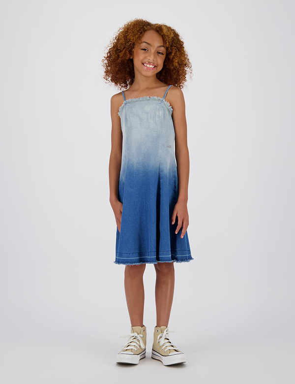 Kindermodel met bruin krullend haar Aaliyah L.