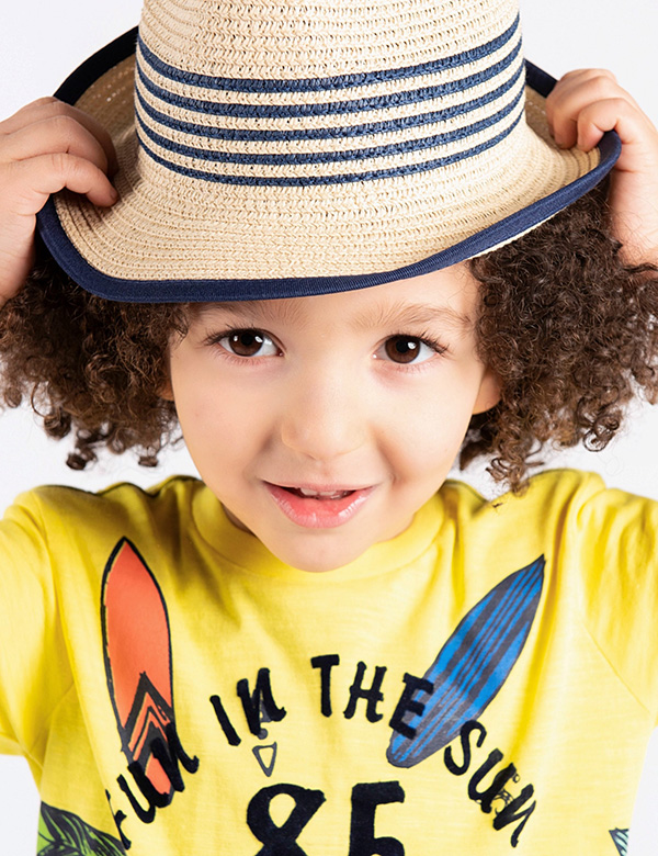 Kindermodel met krullen adam