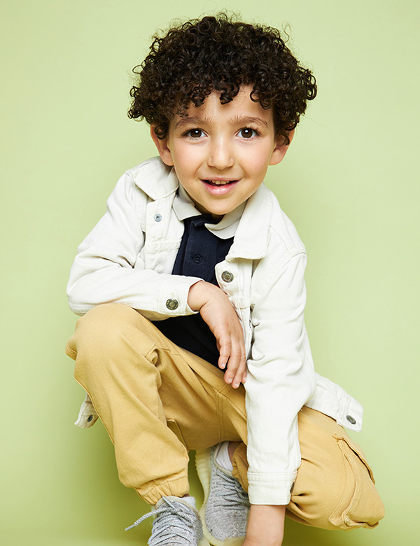 Kindermodel bruin haar Adam K.