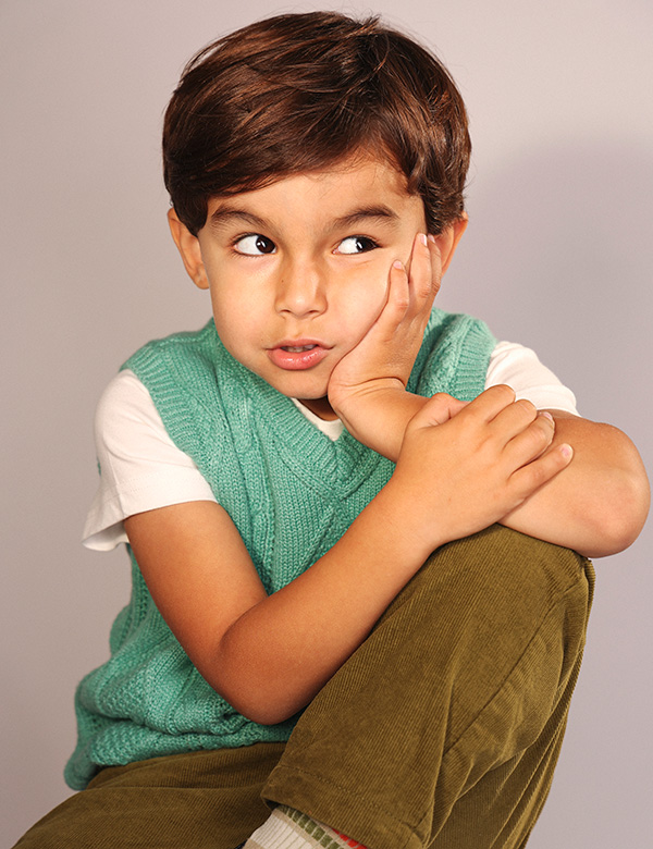 Kindermodel met bruin haar Adam