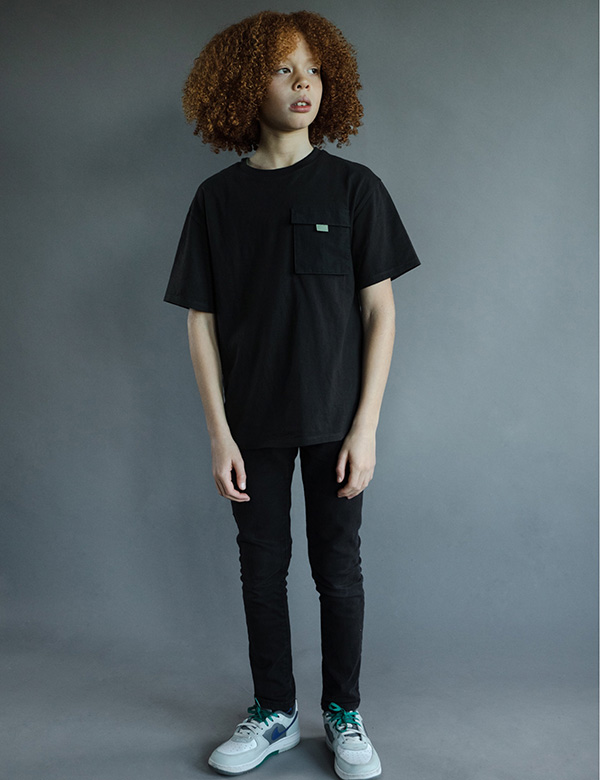 Kindermodel met rood haar Aiden