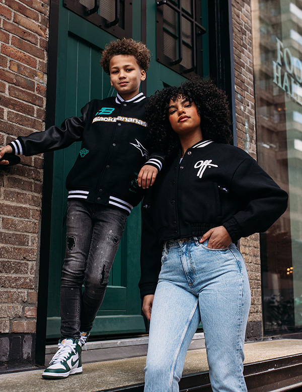 Kindermodel met bruin krullend haar Aiven