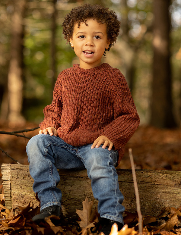 Kindermodel met bruin haar Alejo