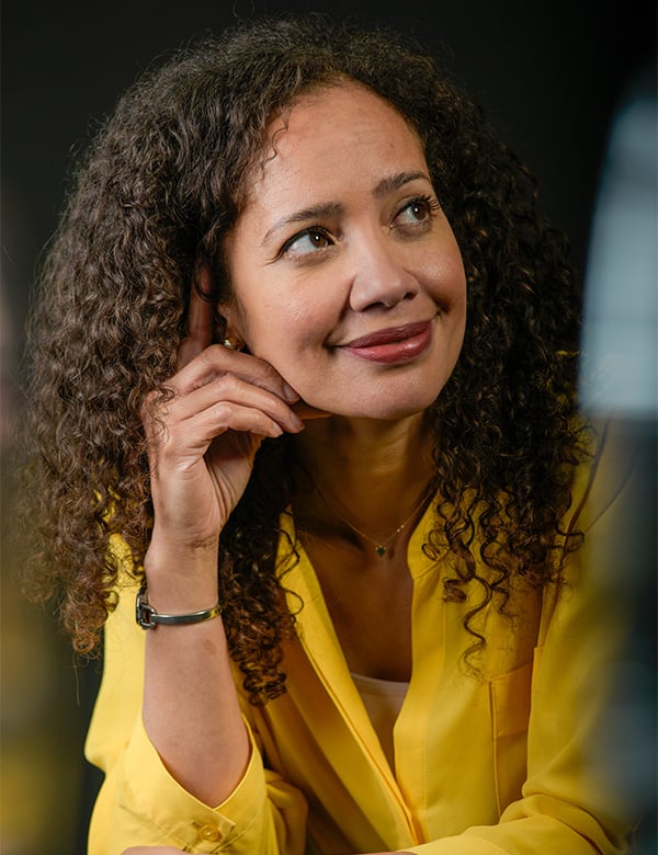 Vrouwelijk model met bruin haar Alexandera
