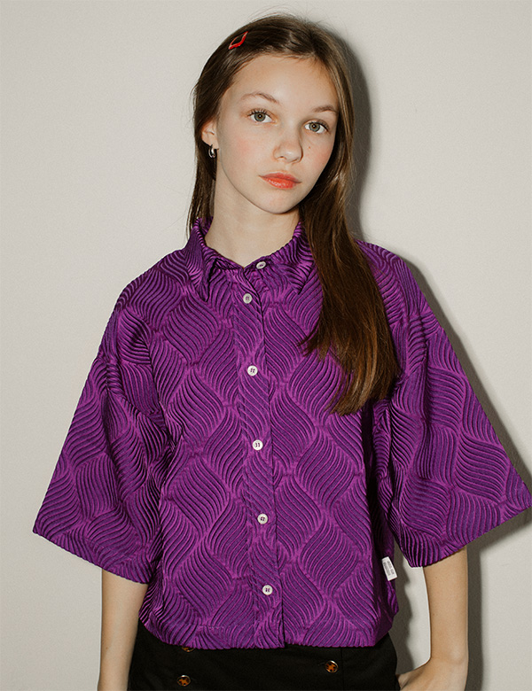 Tienermodel met lichtbruin haar Anna-Lisa