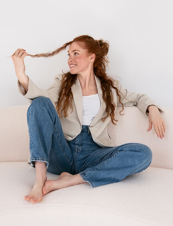 Vrouwelijk model met rood haar Annemijn W.