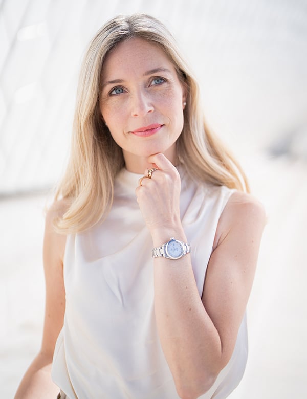 Vrouwelijk model met blond haar Annet G.