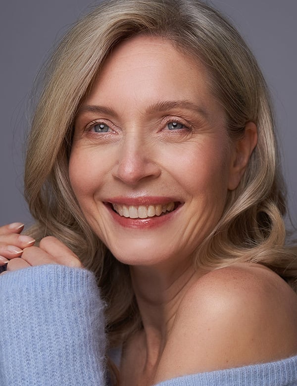 Vrouwelijk model met blond haar Annet G.