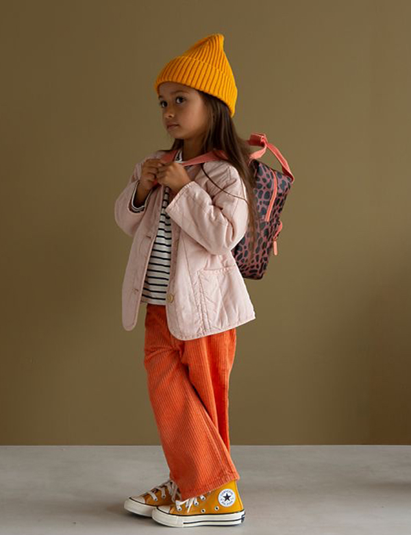 Kindermodel met bruin haar Avalon