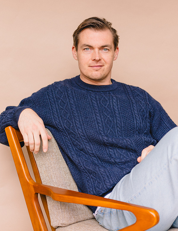 mannelijk model met blauwe ogen Axel