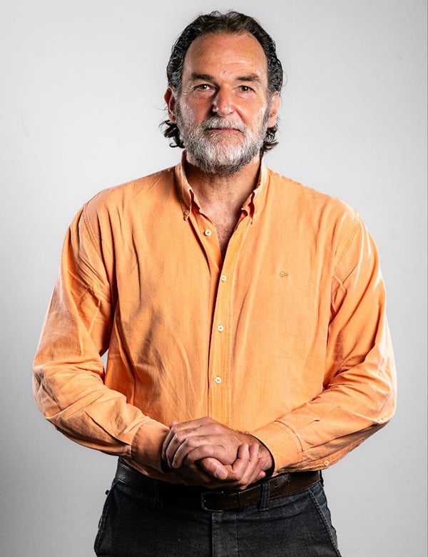 mannelijk model en acteur Bart Le.