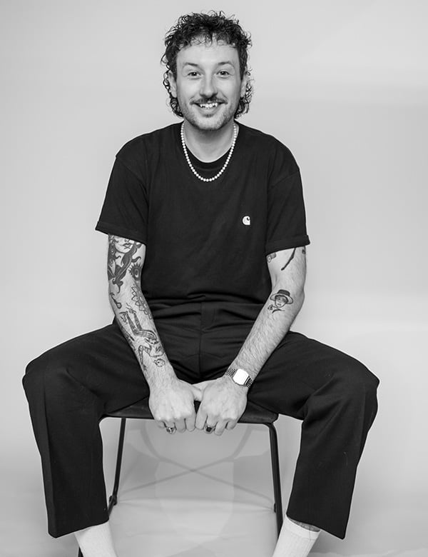 Mannelijk model met bruin haar Bart S.
