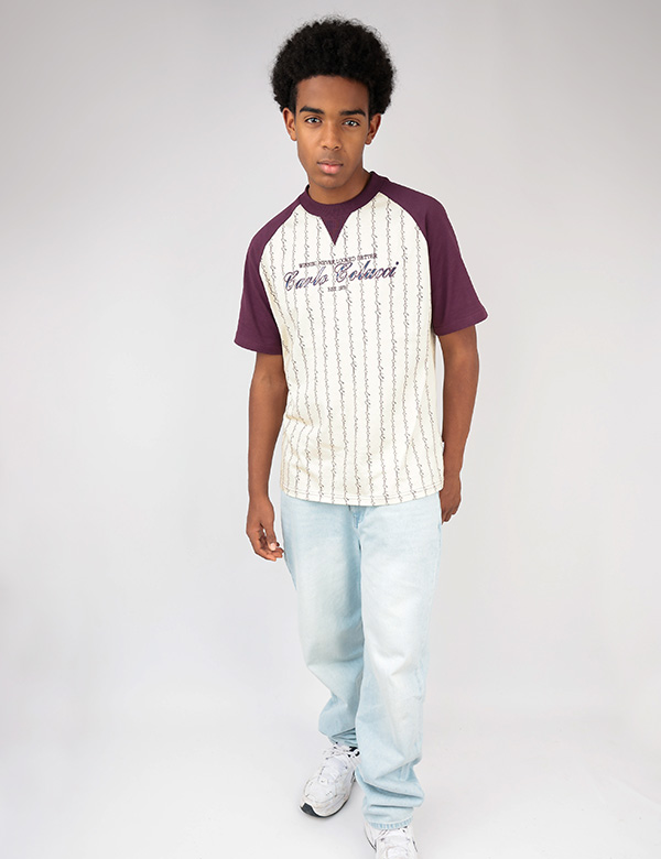 Tienermodel met kroeshaar Benjamin Az.