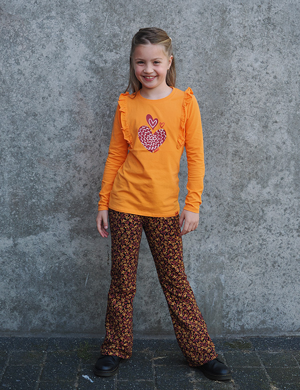 Kindermodel met blond haar Bo