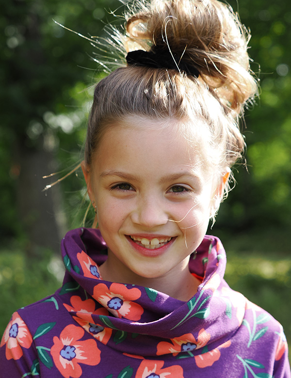 Kindermodel met blond haar Bo