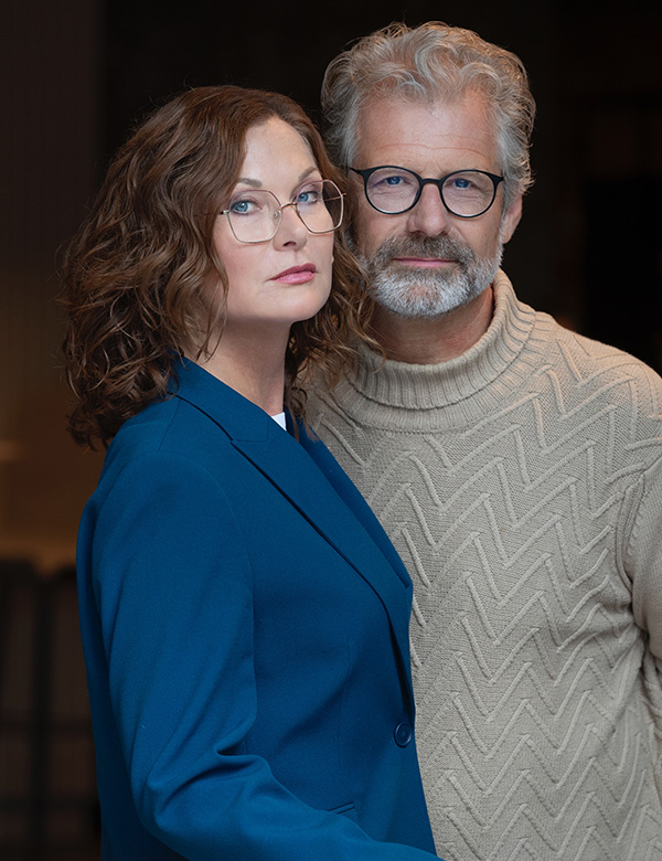 Mannelijk model met grijs haar Bob L.