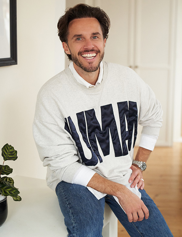 Mannelijk model met bruin haar Boris