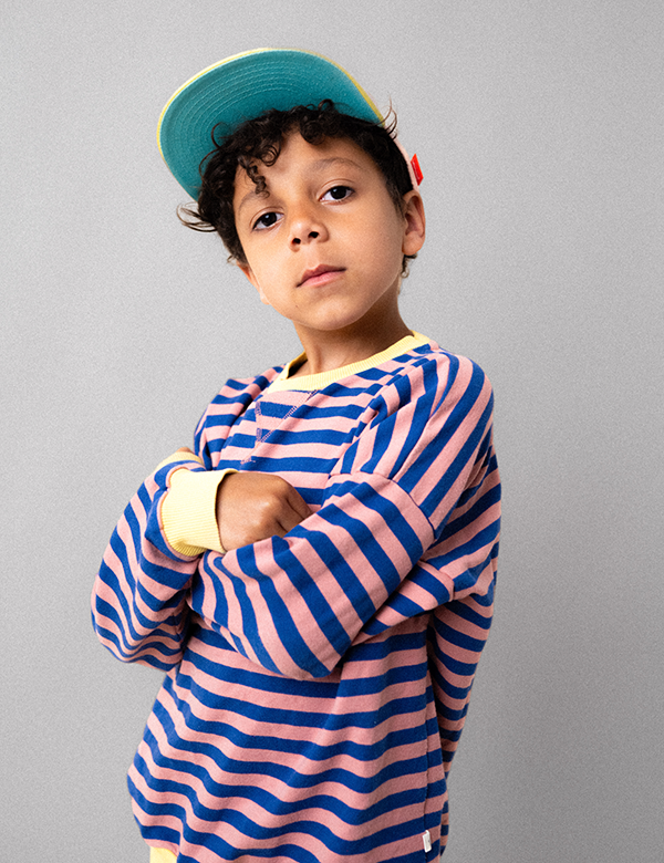 Kindermodel met zwart haar Brixx.
