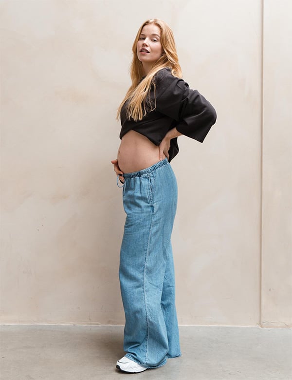 Vrouwelijk model met rossig haar Carmen C.