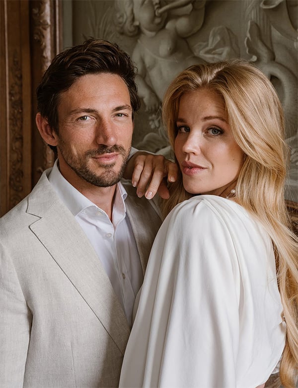 Vrouwelijk model met lang rossig haar Carmen