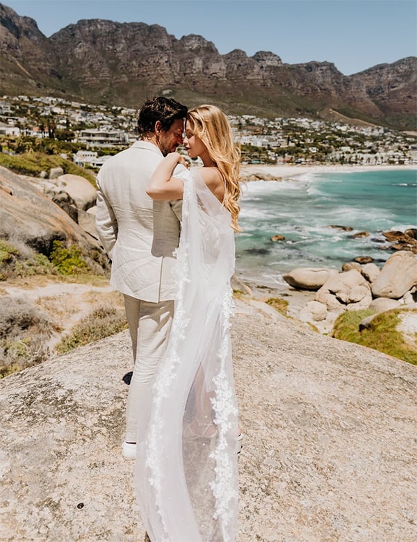 Vrouwelijk model met lang rossig haar Carmen