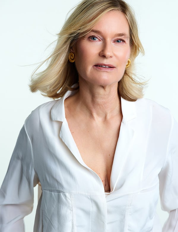 Vrouwelijk model met blond haar Caroline D.