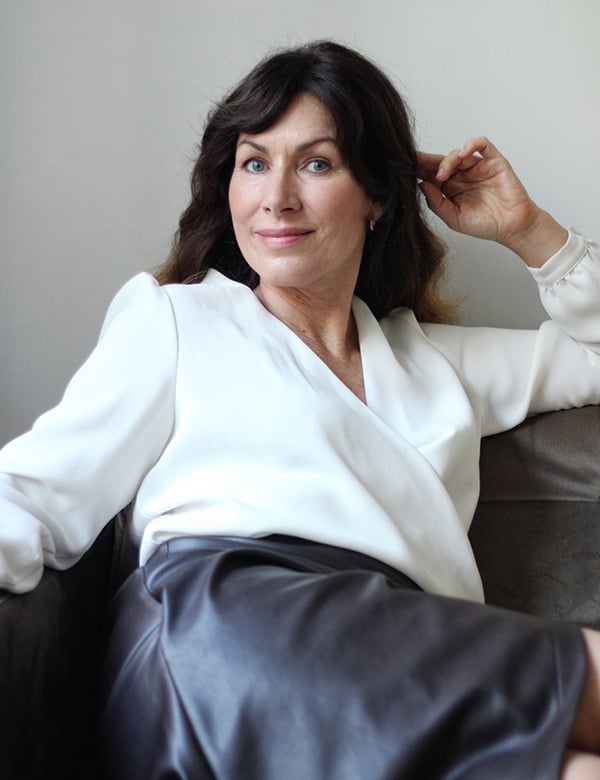 Vrouwelijk model met bruin haar Caroline P.