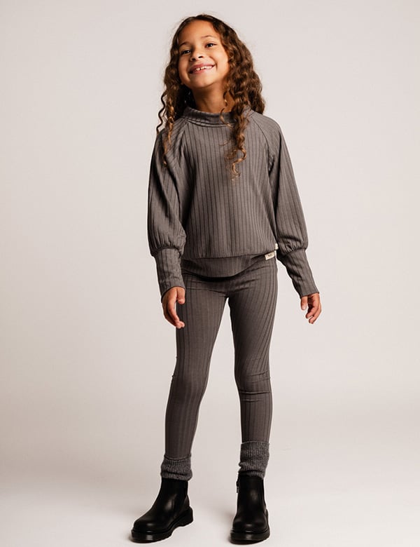 kindermodel met donkere krullen Cataleya N.