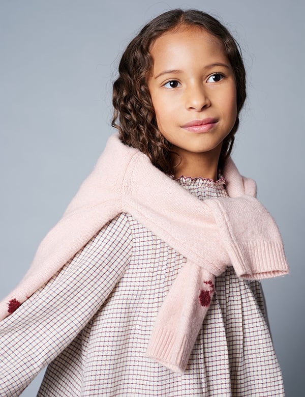 kindermodel met donkere krullen Cataleya N.