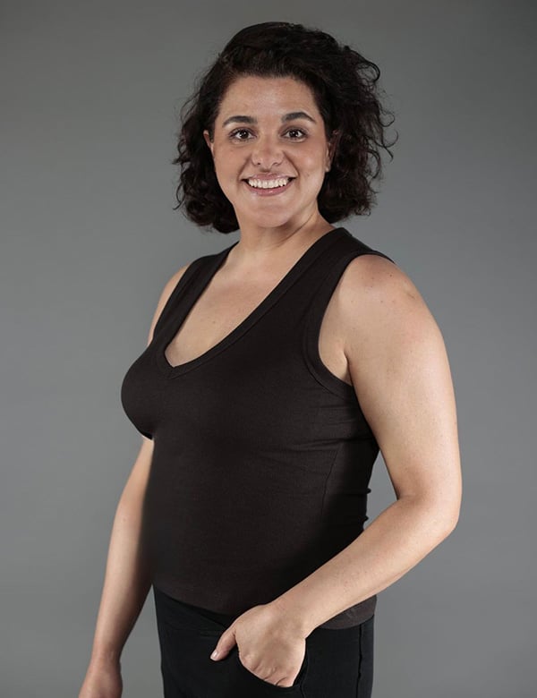 vrouwelijk model met kort donker haar, Charida