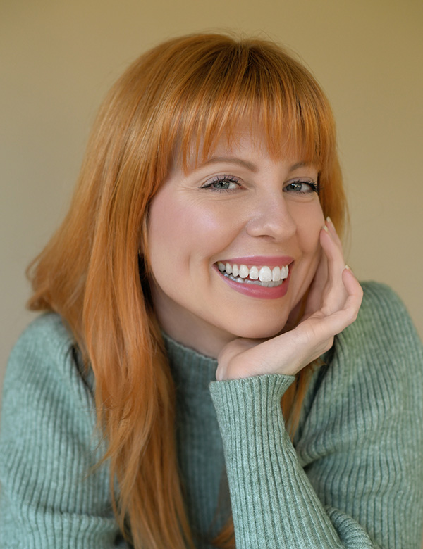 Vrouwelijk model met rood haar Daphne L.