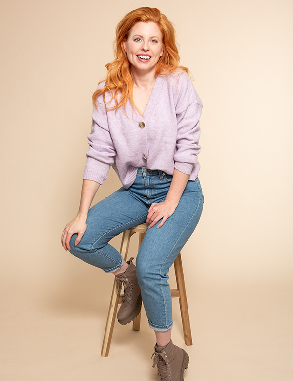 Vrouwelijk model met rood haar Daphne L.