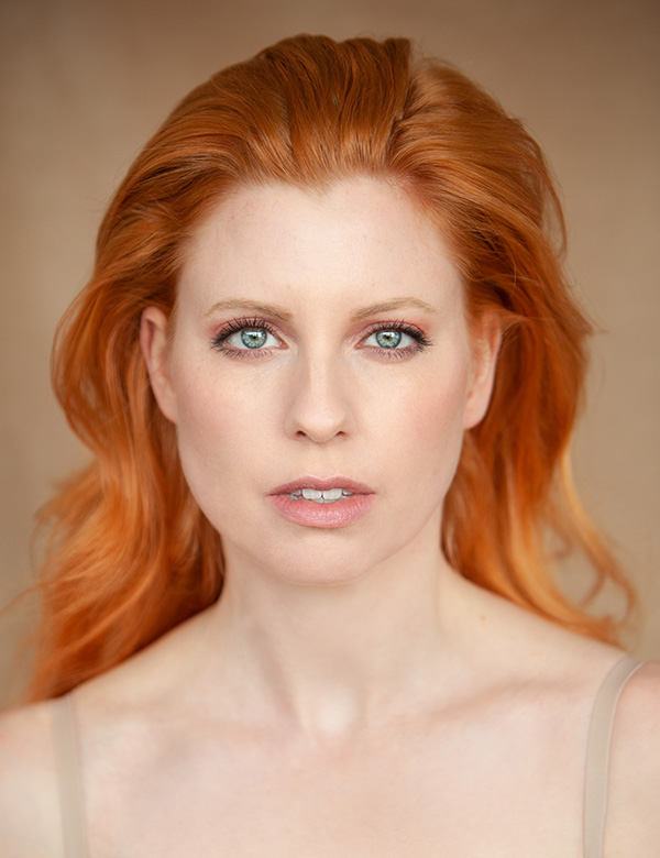 Vrouwelijk model met rood haar Daphne L.