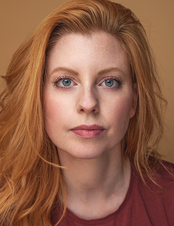 Vrouwelijk model met rood haar Daphne L.