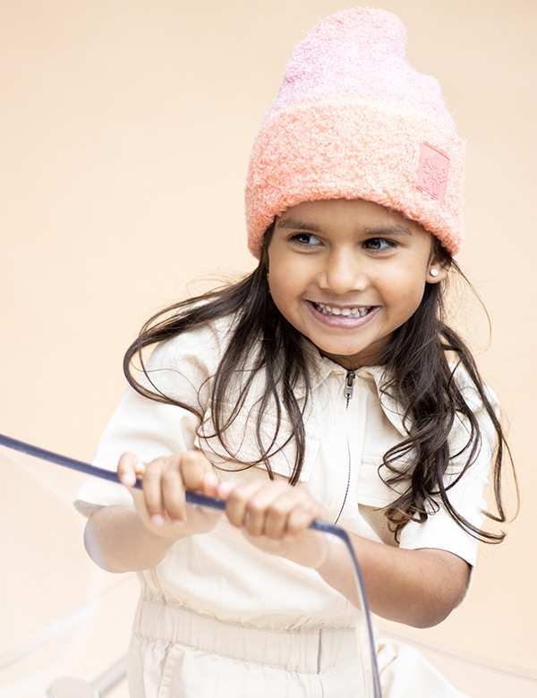 Kindermodel bruin lang haar Delilah