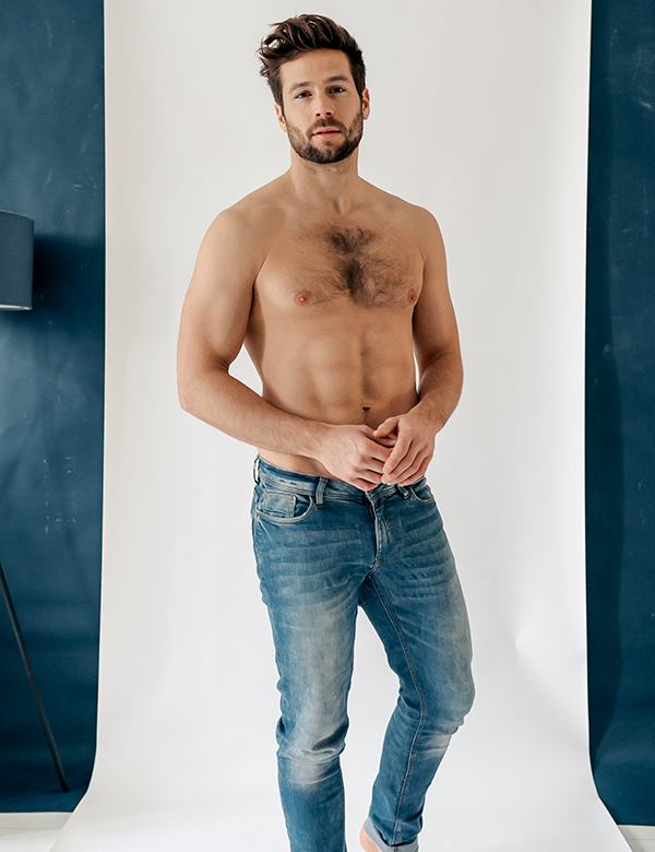 heren model bruin haar Demian