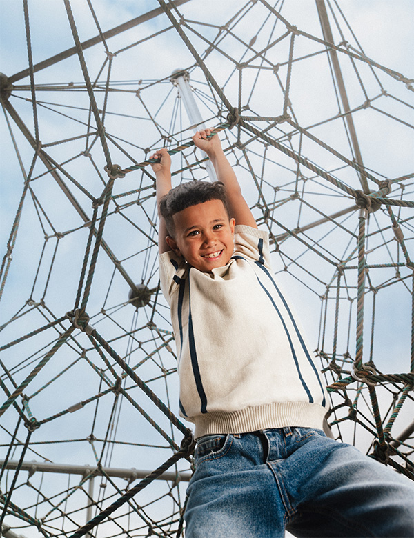 Kindermodel met donkerbruin haar Diago-Jace