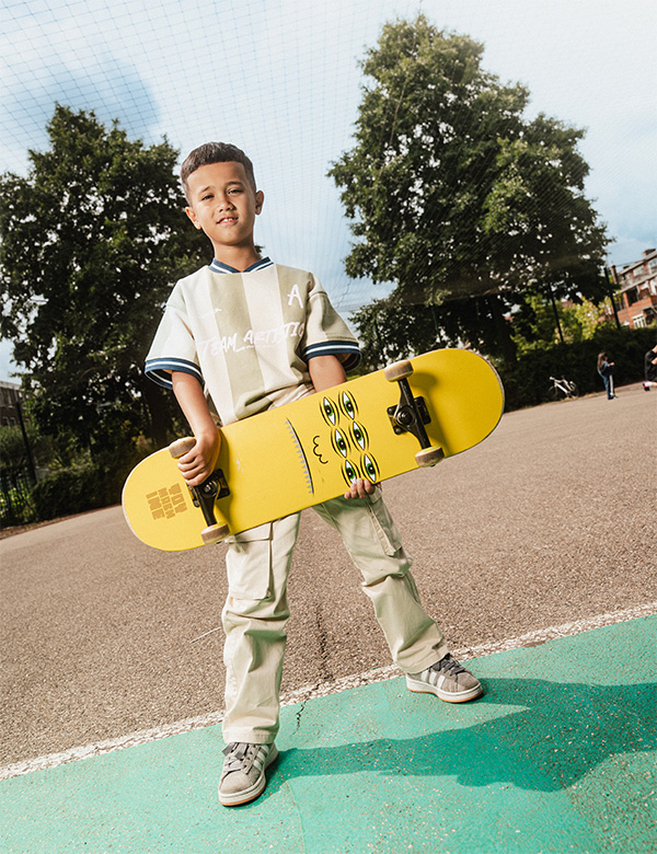 Kindermodel met donkerbruin haar Diago-Jace