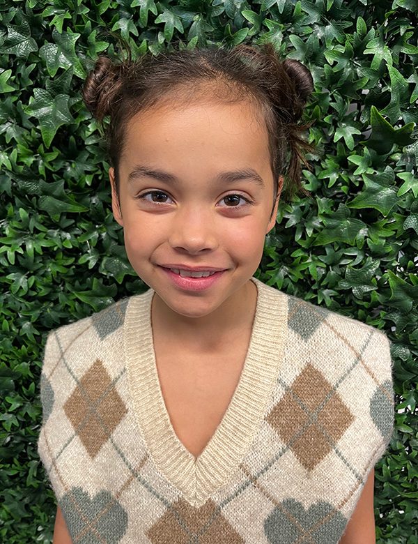 Kindermodel met bruin haar Donnah