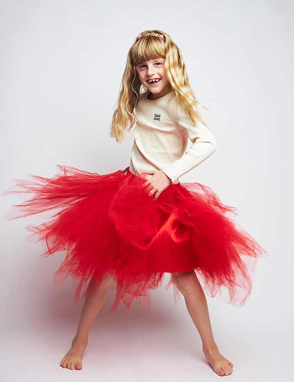 Kindermodel lang blond haar Elena