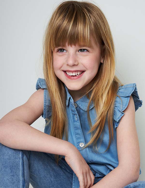 Kindermodel Elena met blond haar