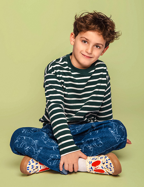 Kindermodel met kort bruin haar Eliano A.